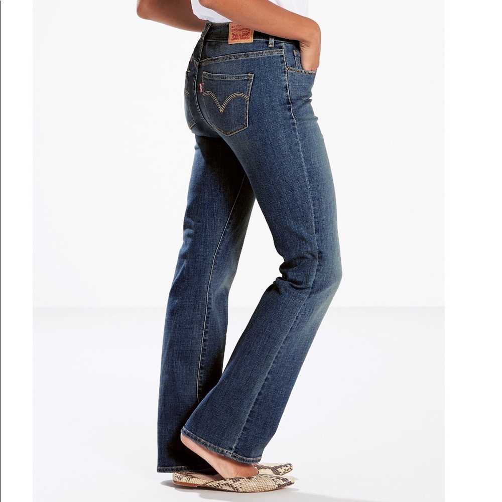 Bootcut Levi's Jeans